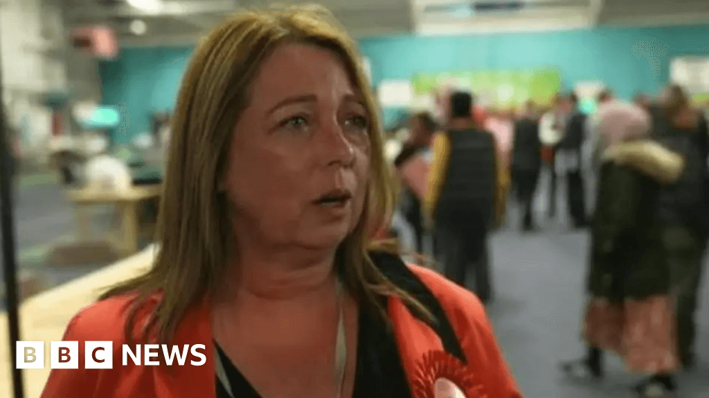 Backing for £577 payrise for Sandwell councillors