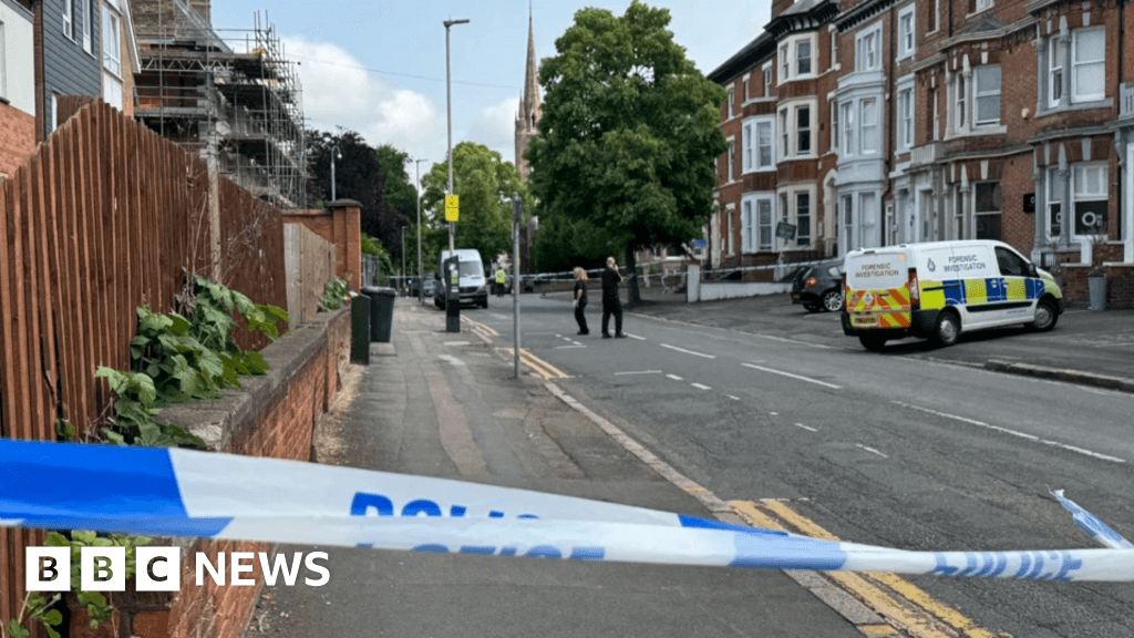 Man charged after Leicester pedestrians hit by car