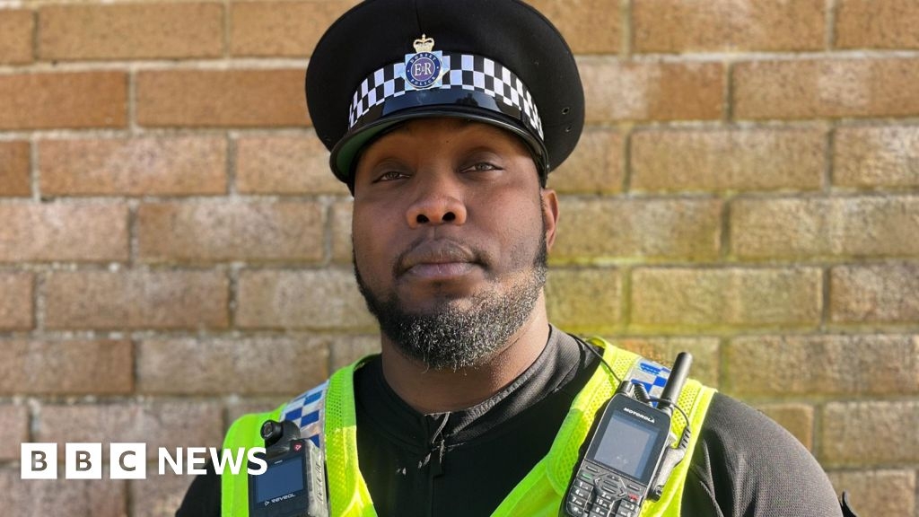 Bravery award nomination for off-duty Dorset PC