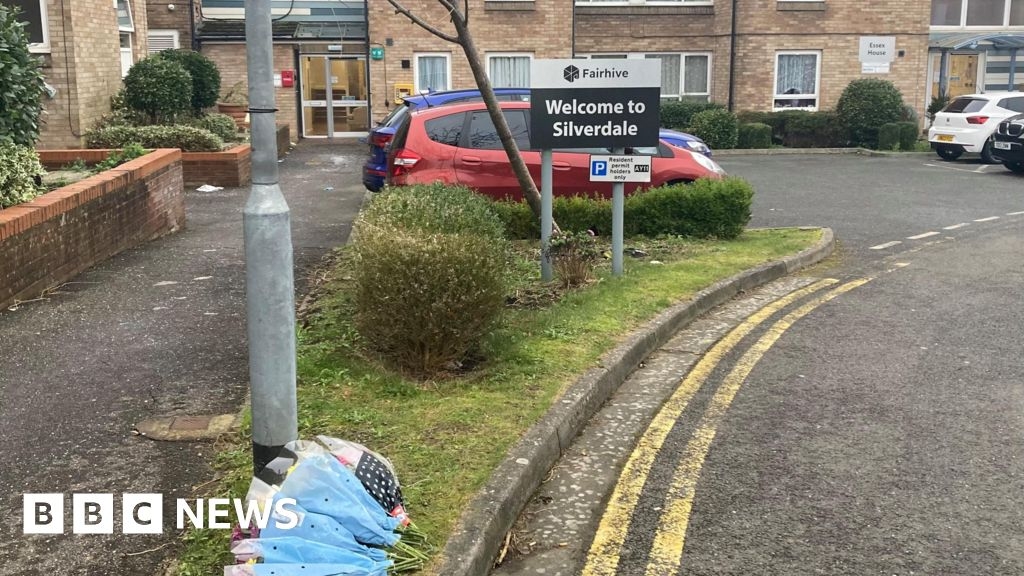 Aylesbury pensioner, 80, who stabbed neighbour denies murder
