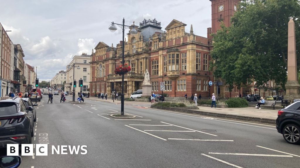 Leamington Parade pedestrianisation plan to get £2.5m cash boost