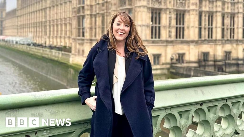 Sussex cuts number of NHS-funded IVF cycles from three to one