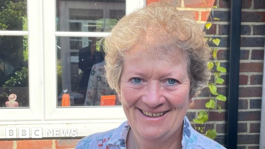 Balcombe Airbnb host giving buckets for toilet flushing