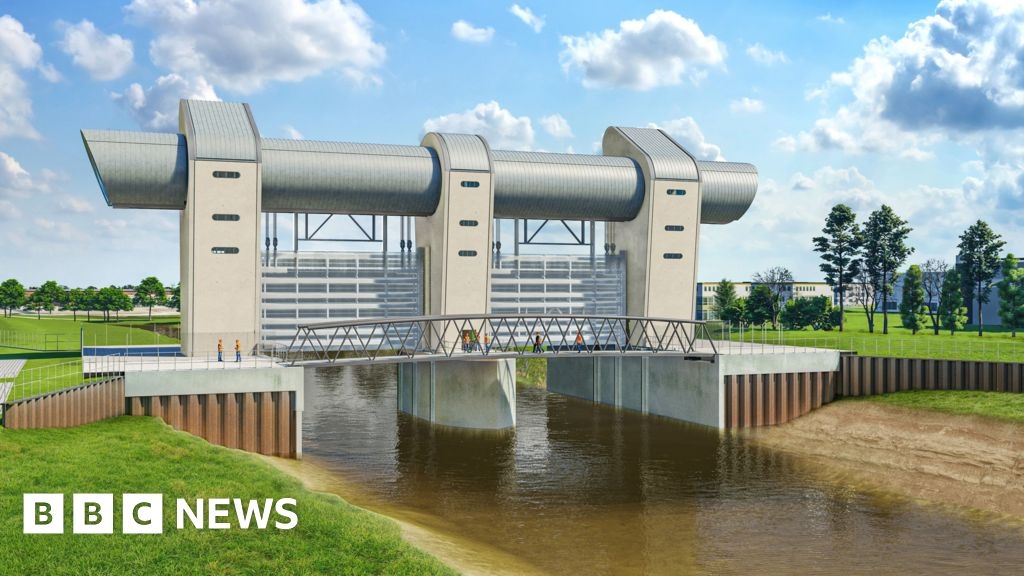 Bridgwater Tidal Barrier construction aided by barge arrival