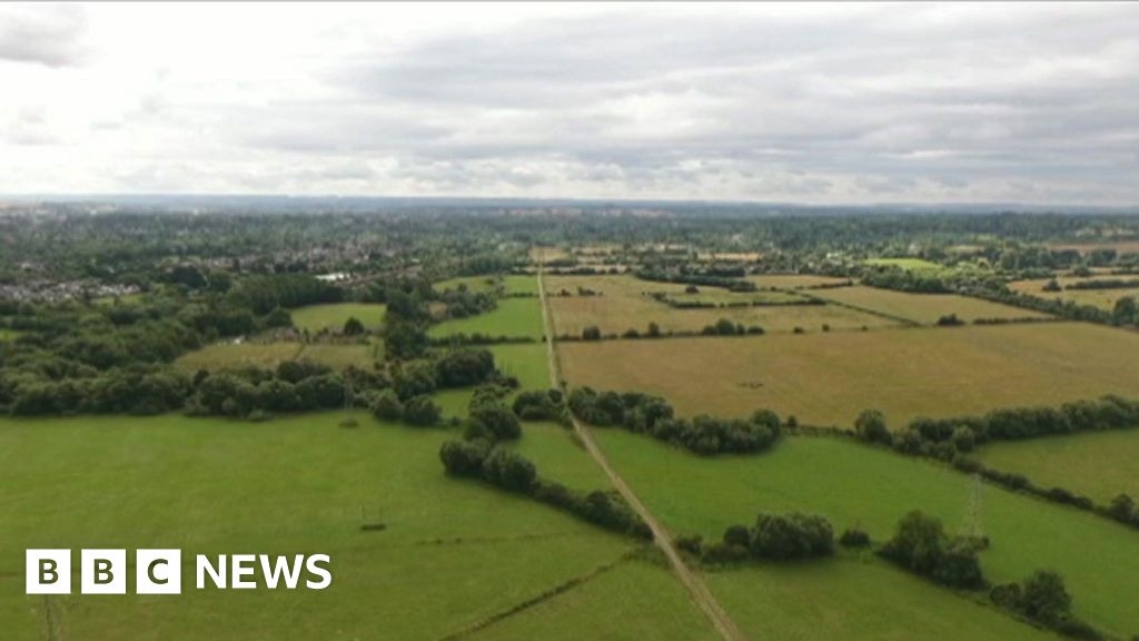 Devolution: Councils in Oxfordshire put together rival plans