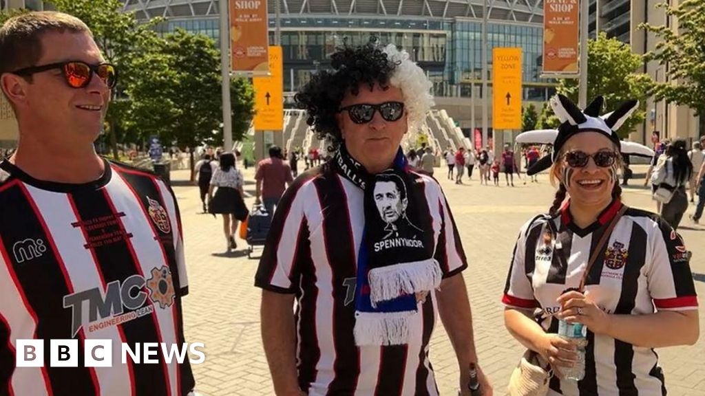 Spennymoor Town fans gather ahead of Wembley final