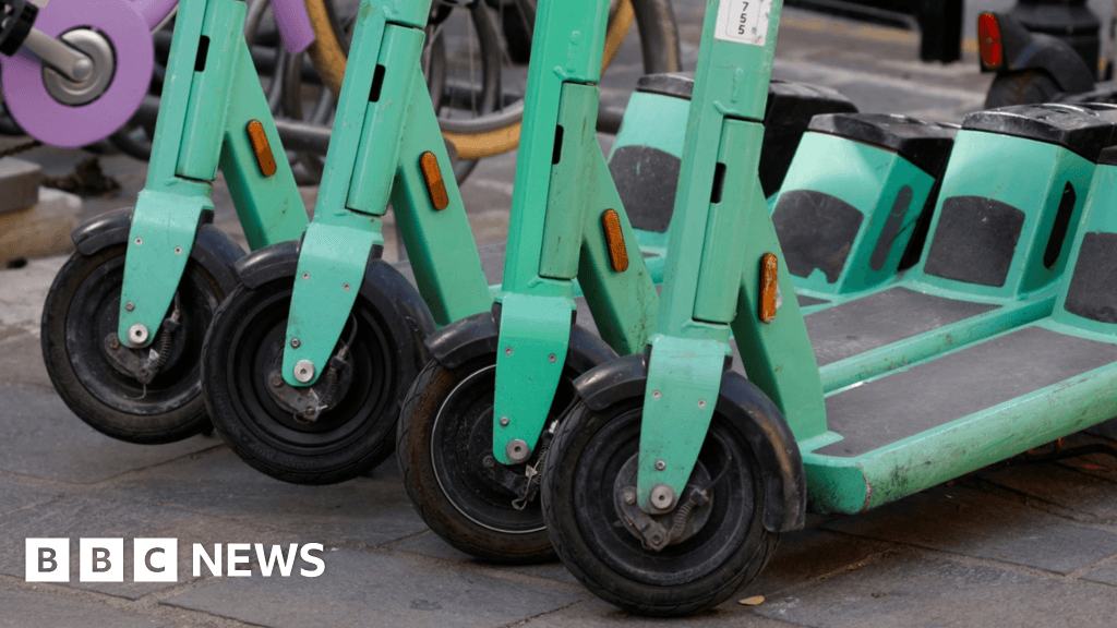 E-scooters reduce bike collision risk, says Bristol University study
