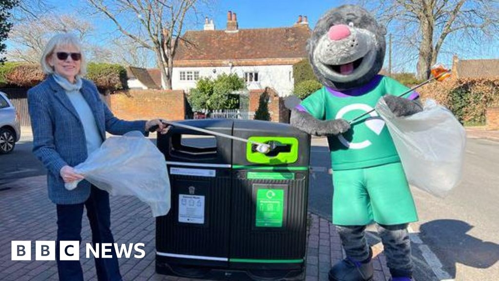 Mole Valley campaign urges people to help keep district clean