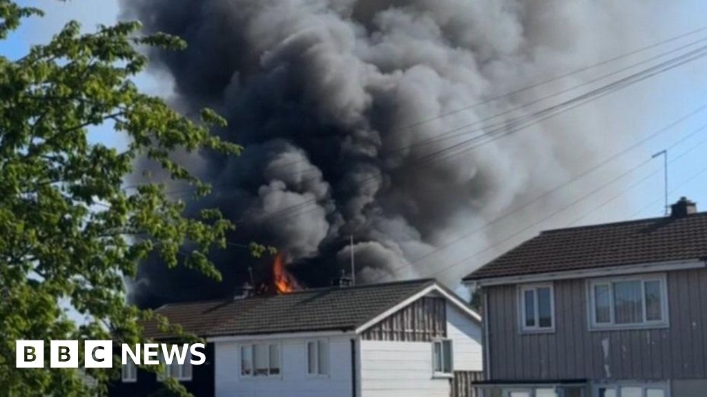 Essex crews stop shed fires spreading to homes in Loughton