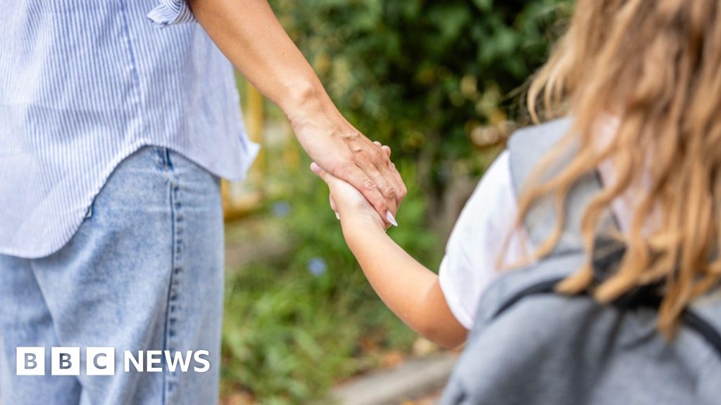 Shropshire Council apologises to mother over respite care