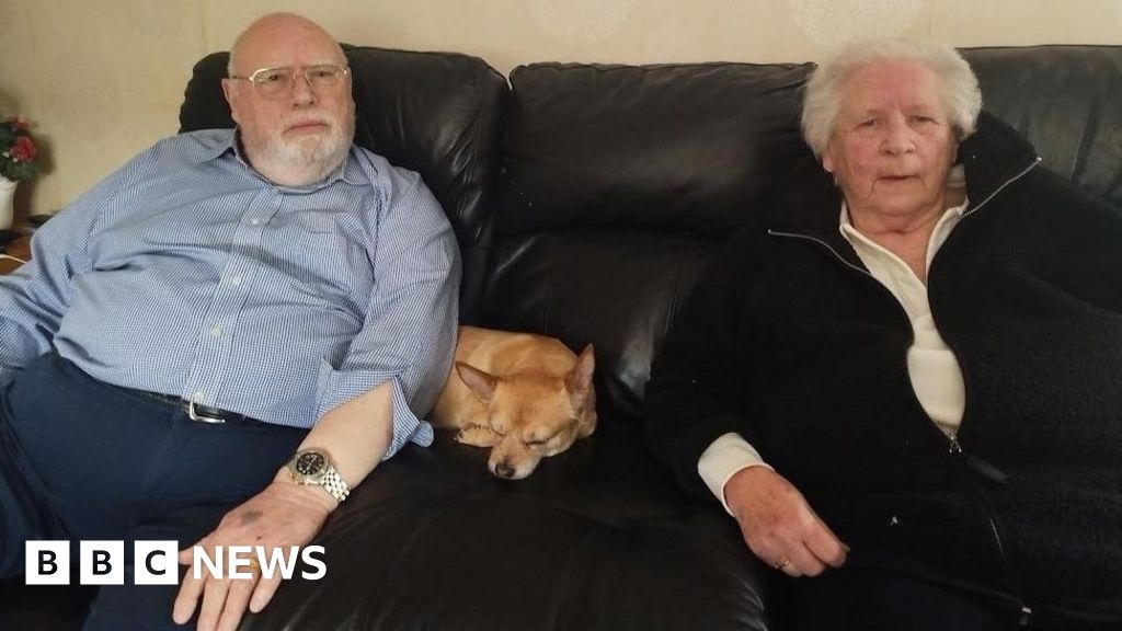 Resident says 'stinky Fleetwood tip still making me very sick'