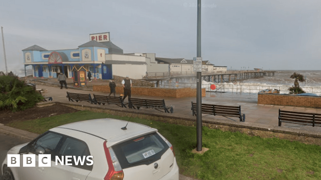 Teignmouth Pier and cafes evacuated after ordnance found