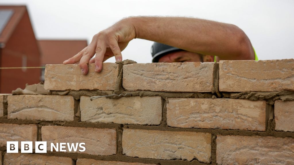 West Northamptonshire Council backs next stage of Norwood Farm