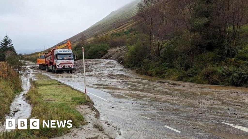 Scotland's dry weather to end with rain and landslide warning