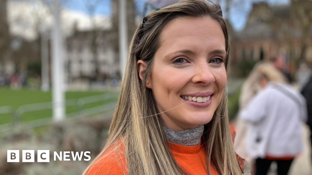 Coventry and Doncaster mums rally in London and urge action over access to Batten disease drugdrug
