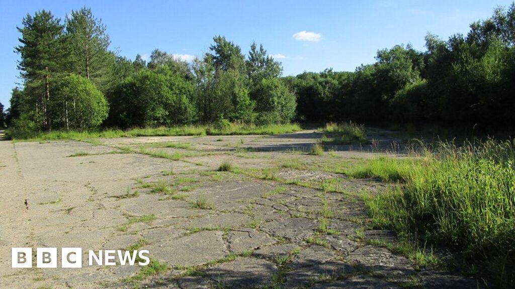 Walks on former paratroopers base in Lincolnshire to mark D-Day