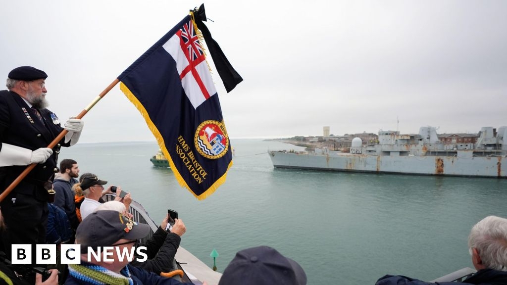 HMS Bristol: Last Falklands warship given send-off by veterans