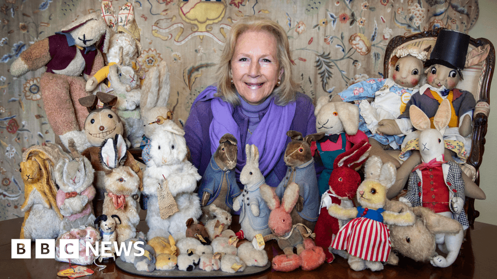 Antiques Roadshow's Bunny selling rabbit collection in Newbury