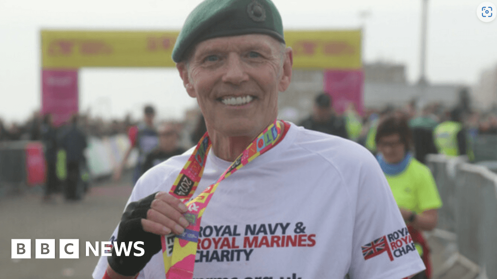 Brighton: Man accidently sets marathon record on crutches
