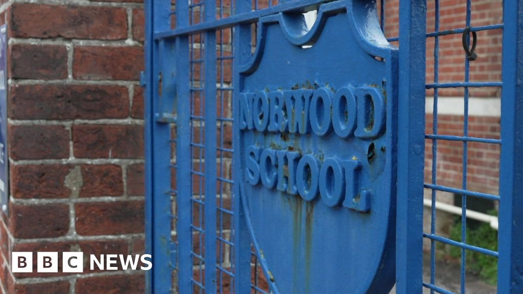 Eastleigh school that axed Easter service 'will still celebrate'
