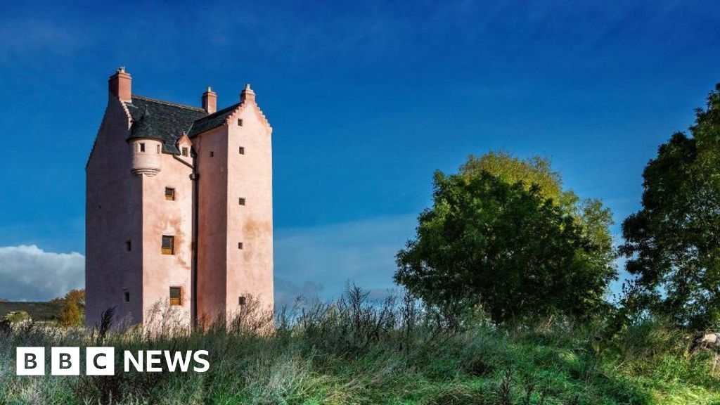 Two castles and a prison on RIAS best buildings list