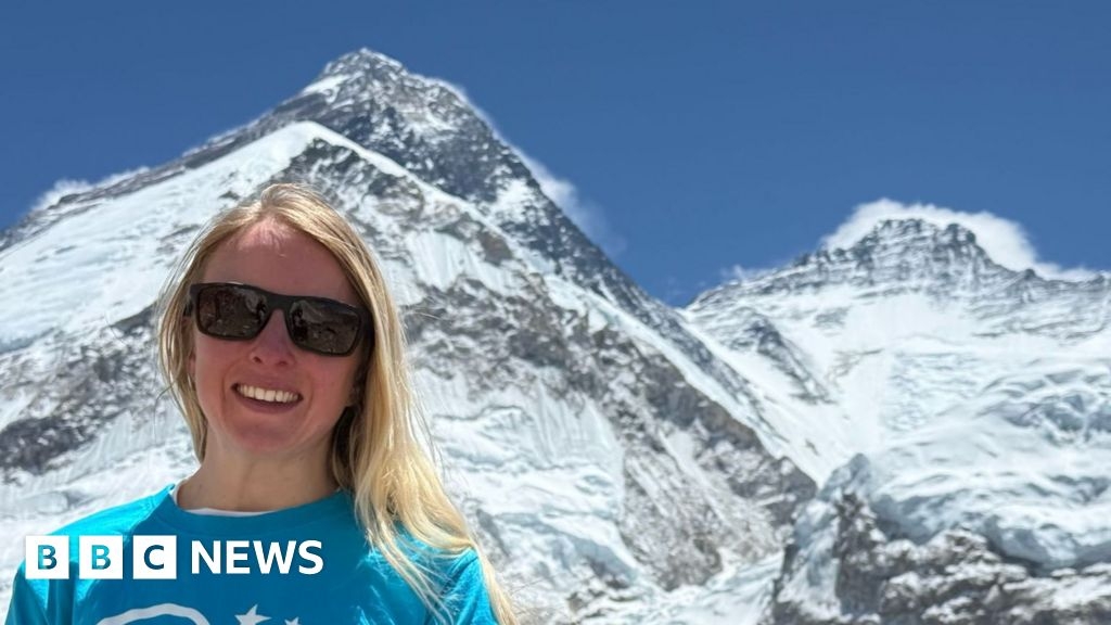 Nurse tackles Everest but mountaineering challenge continues