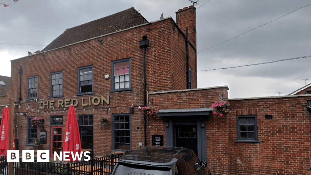 Slough man Usman Hanif jailed after single-punch killing in pub