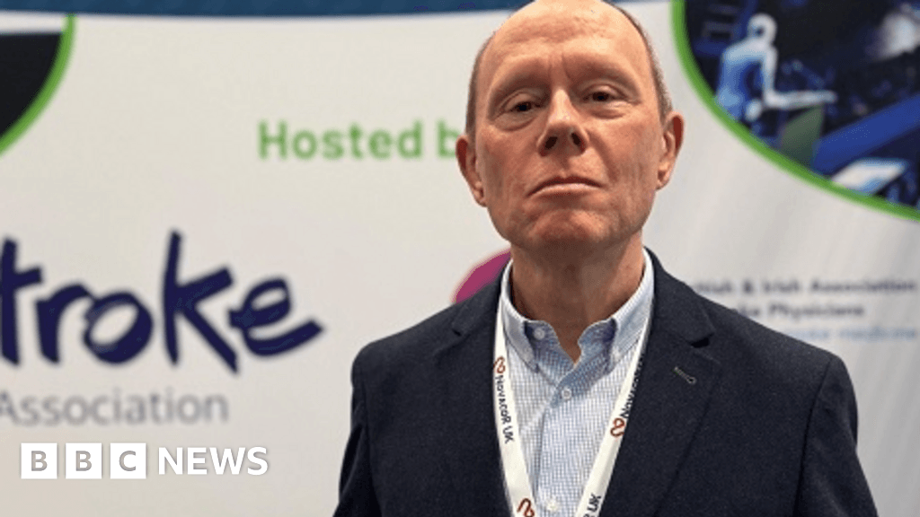 Royal Devon consultant wins stroke research award