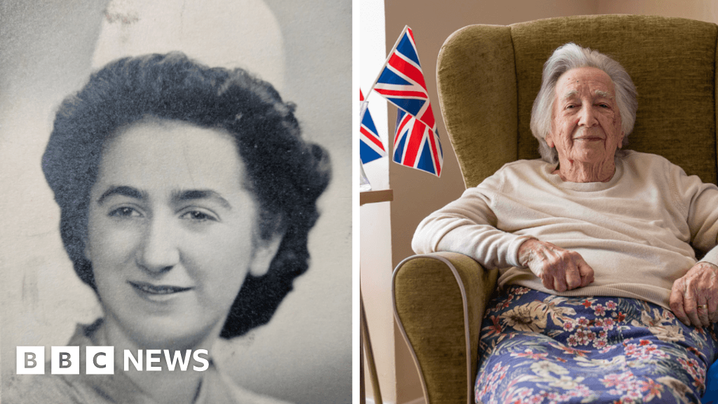 VE Day: I partied at Buckingham Palace when the Nazis surrendered