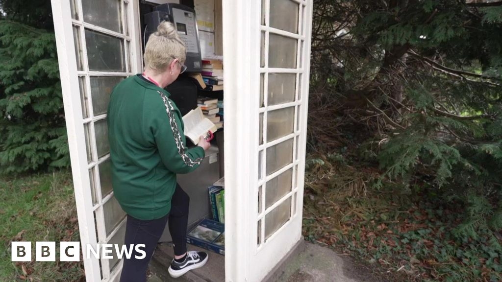 Phone box 'library' shut down by telecoms firm KCOM