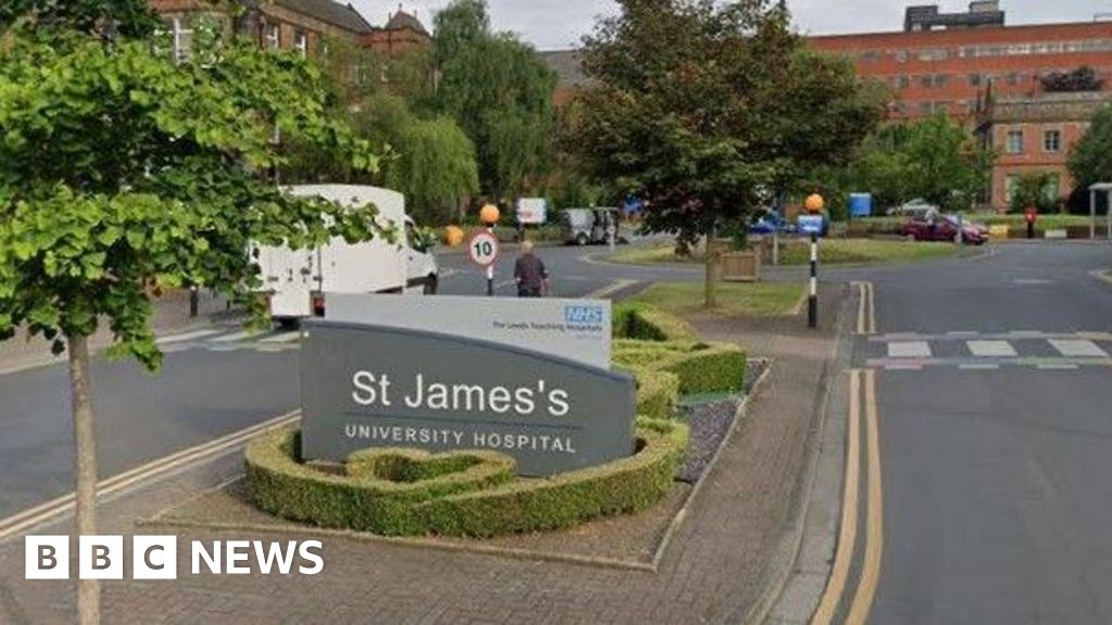 Premature baby's care at Leeds hospital 'unacceptable'