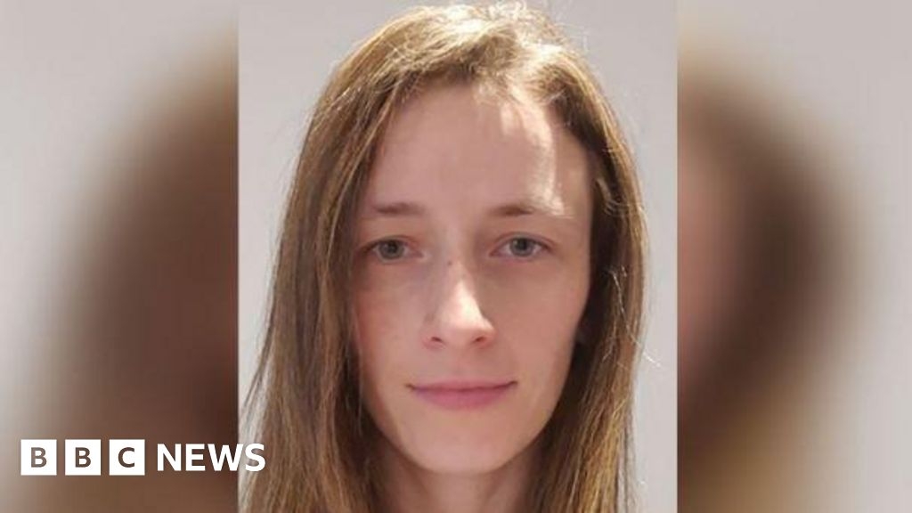 Officer describes moment he found woman's body in Spalding
