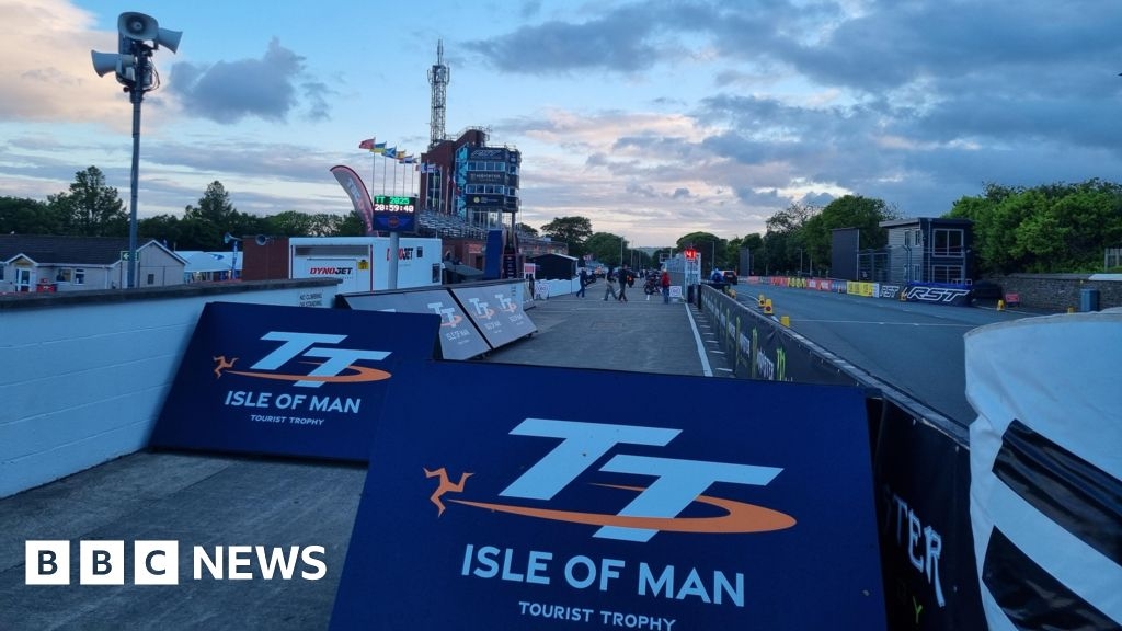 Isle of Man TT: Racing set to resume after rest day