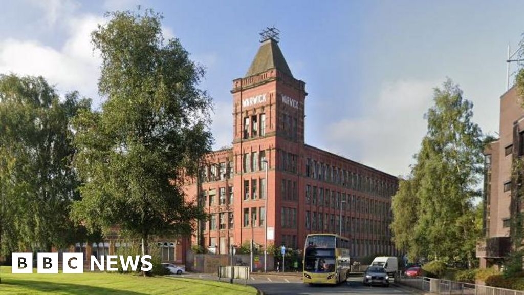 Town with three year struggle for mobile phone signal