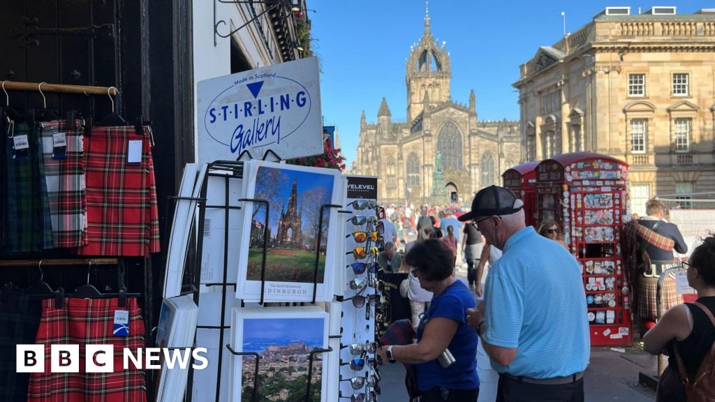 Overtourism: Does Edinburgh's Royal Mile need 72 gift shops?