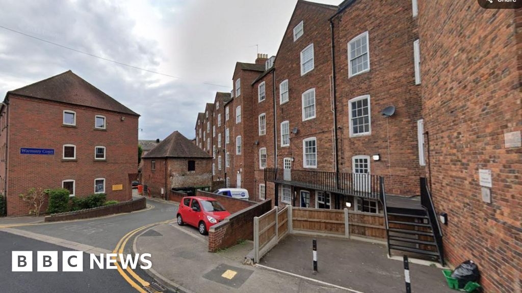 Worcester stabbing: Woman arrested after man found injured