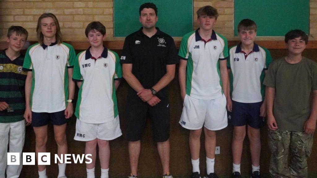Maidenhead schoolboys are 'heroes' after canoe trip rescue