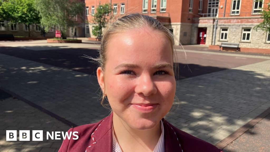 Pupils train as 'wellbeing prefects' to provide support for peers
