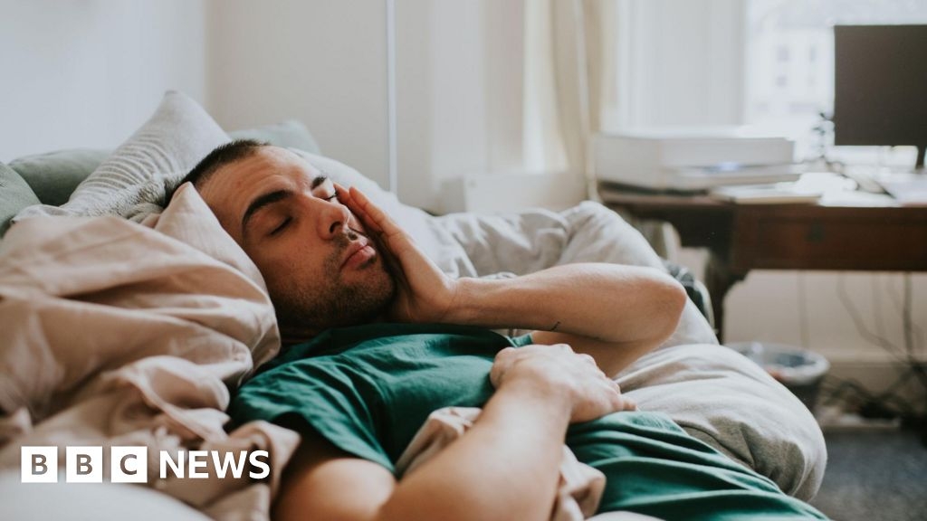 Long Covid: Almost one in 10 may have condition, research finds