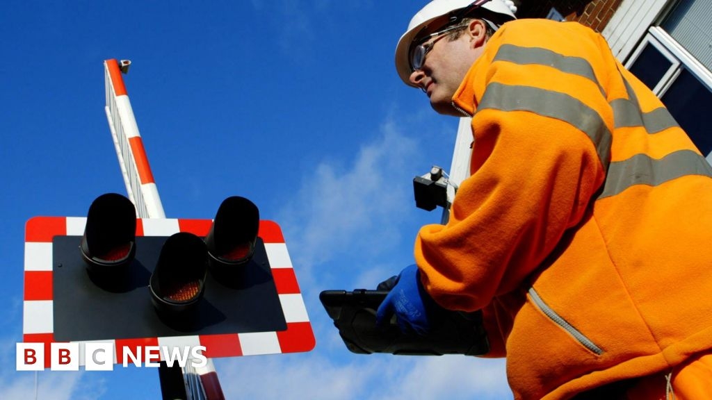 Lincolnshire level crossings set to be modernised