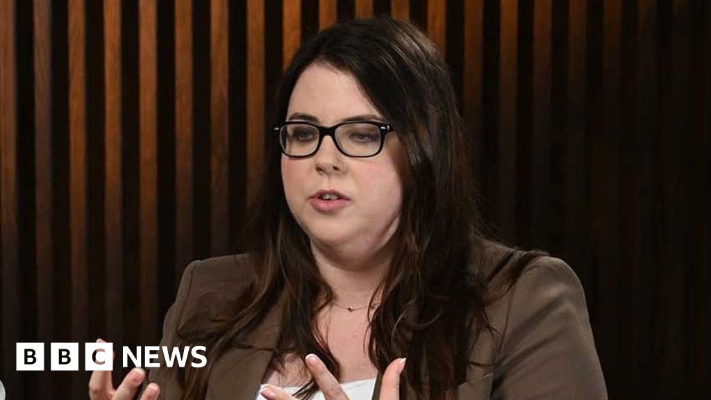 Misogyny is an epidemic fuelled by social media, Amy Hunt tells BBC in first interview