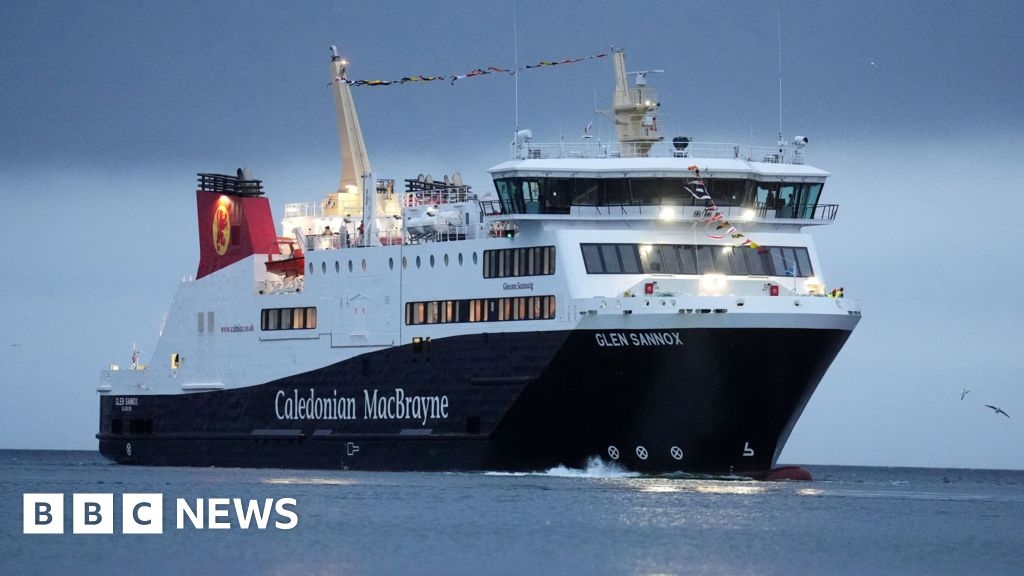 New CalMac ferry Glen Sannox booked in for snagging repairs