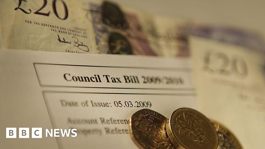 Leeds City Council to write off thousands in unpaid council tax