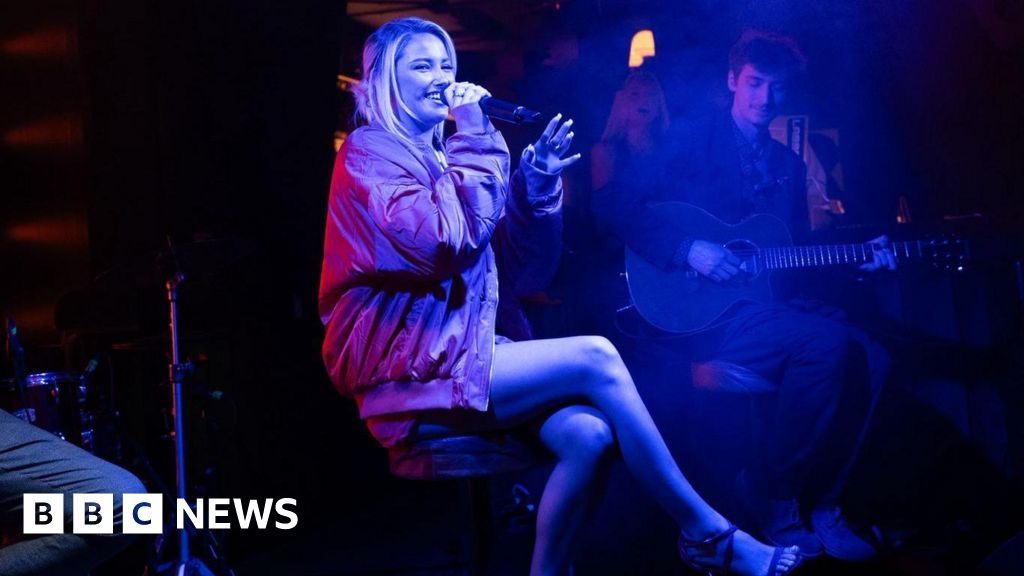 Colchester musician will be gigging with former job advisor at Latitude