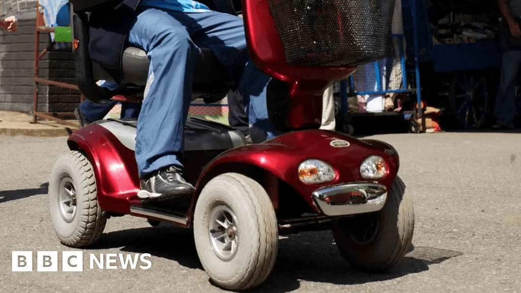 Wolverhampton Shopmobility equipment given away as service ends