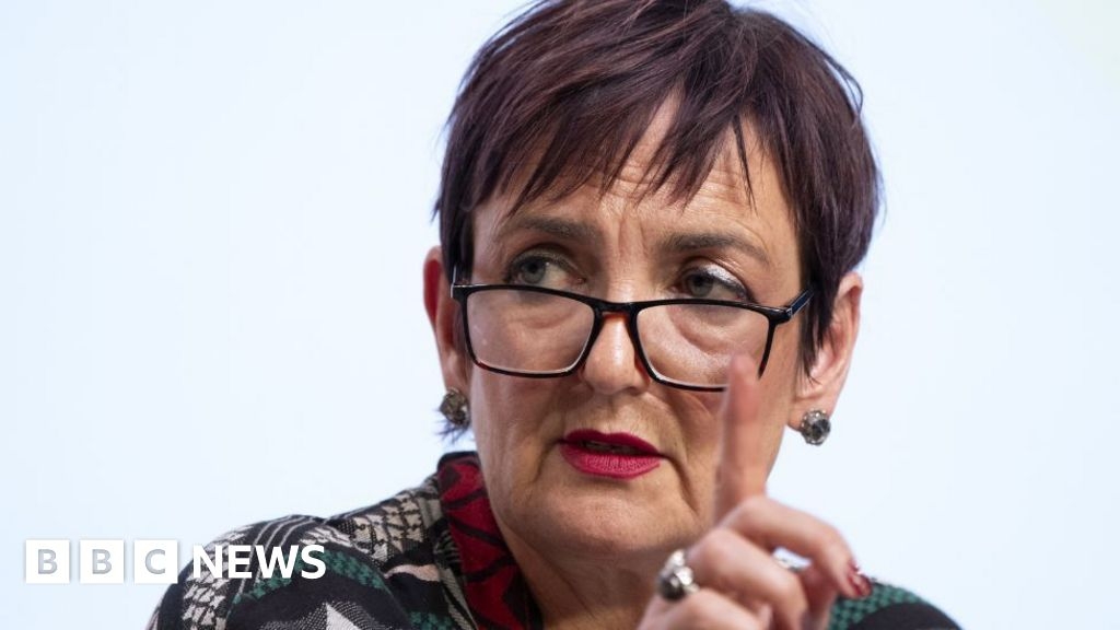 Criminals not able to wipe record with gender change, MSPs told