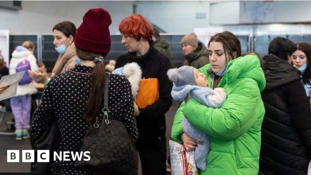 Ukrainian refugees can apply to stay longer in Peterborough