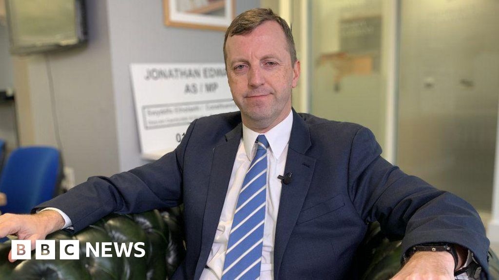 Festival cancels event with ex-MP Jonathan Edwards who assaulted wife