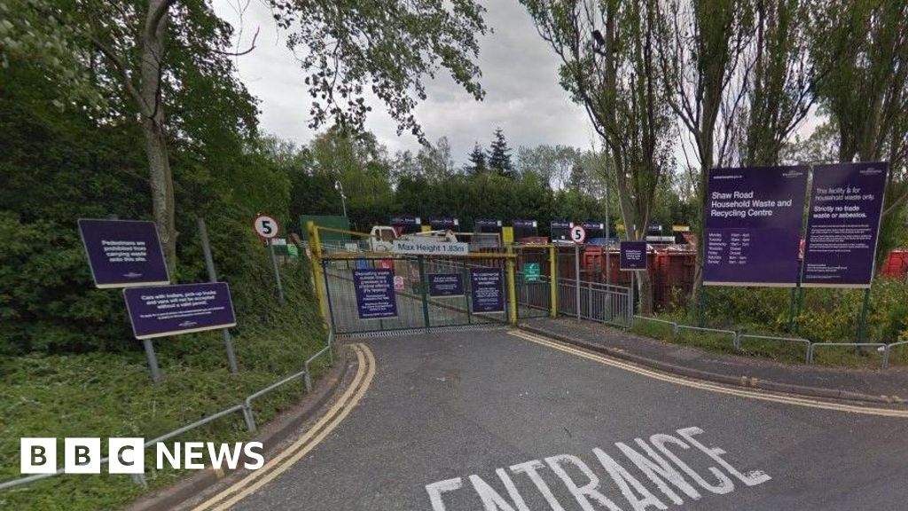 Wolverhampton recycling centre shuts after fire in staff toilets