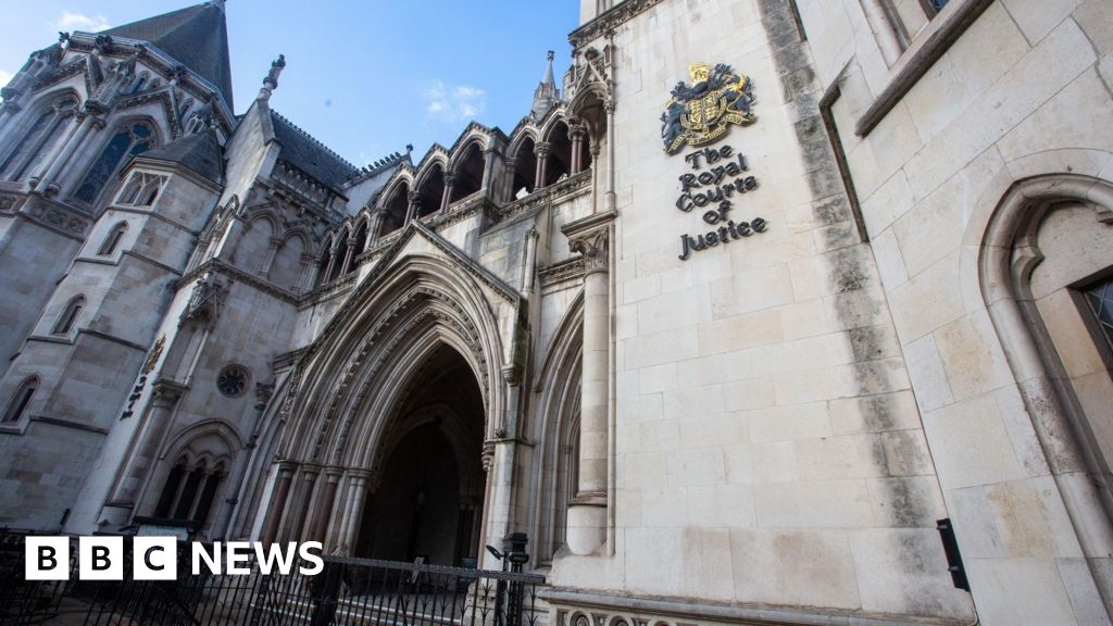 Robber caught in Leicester in victim's jacket jailed on appeal